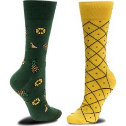 Skarpety Wysokie Unisex MANY MORNINGS - Pineapples Zielony Żółty. Zielone skarpetki męskie Many Mornings, z bawełny. Za 29,00 zł.