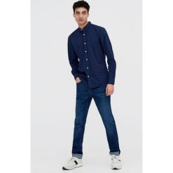 Koszula basic z długim rękawem. Zielone koszule męskie marki Pull & Bear, m, z długim rękawem. Za 39,90 zł.