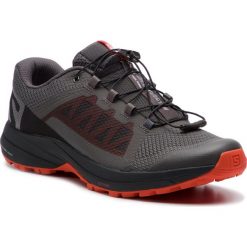 Buty SALOMON - Xa Elevate 406115 27 V0 Magnet/Black/Cherry Tomato. Szare buty sportowe męskie marki Salomon, ze skóry ekologicznej, bez zapięcia, do biegania. Za 549,00 zł.