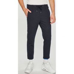Jack & Jones - Spodnie. Niebieskie spodnie męskie Jack & Jones, na co dzień, m, bez wzorów, z elastanu, casualowe. W wyprzedaży za 89,90 zł.