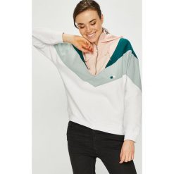 Review - Bluza. Białe bluzy męskie marki Review, s, z bawełny, z krótkim rękawem, krótkie, z kapturem. W wyprzedaży za 159,90 zł.