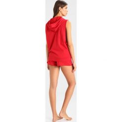 Bluzki, topy, tuniki: Emporio Armani SLEEVELESS Koszulka do spania rosso