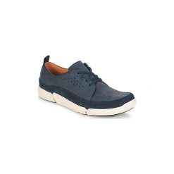 Buty Clarks Trifri Lace. Niebieskie trampki męskie Clarks, bez wzorów, bez zapięcia. Za 383,20 zł.