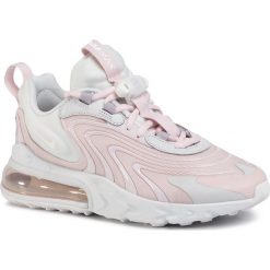 Buty NIKE - Air Max 270 React Eng CK2595 001 Photon Dust/Summit White. Różowe półbuty damskie Nike, na co dzień, bez wzorów, ze skóry ekologicznej, bez obcasa, na płaskiej podeszwie, bez zapięcia. Za 679,00 zł.
