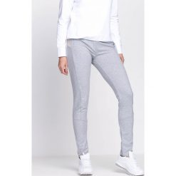 Szare Spodnie Dresowe Along. Szare spodnie dresowe damskie Born2be, s, z dresówki. Za 34,99 zł.