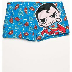 Blukids - Kąpielówki dziecięce Superman 86-98 cm. Szare kąpielówki chłopięce marki Blukids, z motywem z bajki, z dzianiny. Za 49,90 zł.