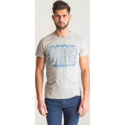 Szary t-shirt Diesel T-Diego SL - Szary. Szare t-shirty męskie Diesel, s, z nadrukiem, z bawełny, z okrągłym kołnierzem. Za 89,50 zł.