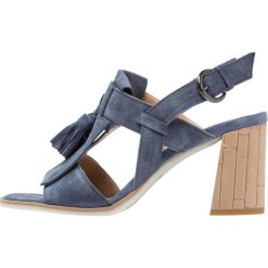 Rzymianki damskie: PERLATO Sandały piuma/jeans