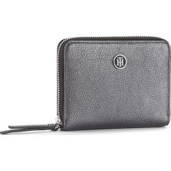 Portfele damskie: Duży Portfel Damski TOMMY HILFIGER - Effortless Novelty Comp Za Wallet AW0AW04338 092