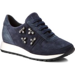 Sneakersy SIMPLE - Yuka DPH159-V03-4K00-5700-0 59. Niebieskie półbuty damskie Simple, ze skóry. W wyprzedaży za 249,00 zł.