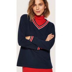 Bluza z dekoltem w serek - Granatowy. Niebieskie bluzy damskie House, l. Za 49,99 zł.