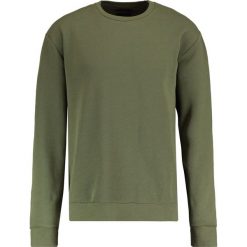Tiger of Sweden Jeans BUZZ SO Bluza khaki. Brązowe kardigany męskie marki Tiger of Sweden Jeans, m, z bawełny. W wyprzedaży za 389,25 zł.