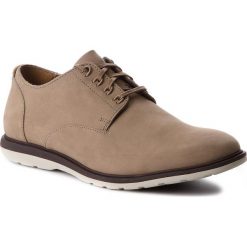Półbuty CLARKS - Glaston Walk 261322517 Sand Nubuck. Brązowe półbuty męskie Clarks, na co dzień, bez wzorów, ze skóry, bez zapięcia. W wyprzedaży za 229,00 zł.