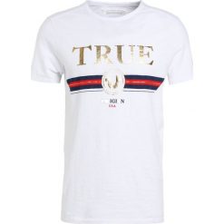 True Religion LOGO Tshirt z nadrukiem weiss. Białe koszulki polo męskie marki True Religion, xl, z nadrukiem, z bawełny. Za 339,00 zł.