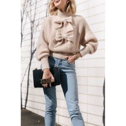 Sweter damski ROZILA. Brązowe bluzy damskie Sweter damski ROZILA, uniwersalny, bez wzorów. W wyprzedaży za 89,00 zł.