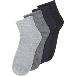 10-pack Czarno-Szare Skarpetki Punctual. Szare skarpetki damskie Born2be, bez wzorów. Za 29,99 zł.