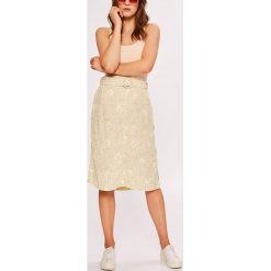 Vero Moda - Spódnica. Żółte spódniczki damskie marki Vero Moda, s, z wiskozy, midi. W wyprzedaży za 49,90 zł.