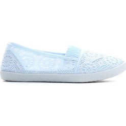 Jasnoniebieskie Tenisówki Cuckoo. Niebieskie trampki chłopięce Born2be, na lato, z materiału, z okrągłym noskiem. Za 29,99 zł.