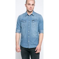 Wrangler - Koszula. Niebieskie koszule męskie Wrangler, s, bez wzorów, z bawełny, klasyczne, z klasycznym kołnierzykiem, z długim rękawem. W wyprzedaży za 189,90 zł.