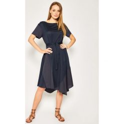 Sukienka codzienna Weekend Max Mara Palazzi 56210601600. Niebieskie sukienki damskie Weekend Max Mara, na co dzień, s, bez wzorów, z bawełny, bez kołnierzyka, bez rękawów, proste. Za 899,00 zł.