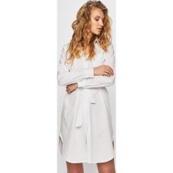 Answear - Sukienka. Zielone sukienki damskie ANSWEAR, na co dzień, s, bez wzorów, z elastanu, casualowe, z okrągłym kołnierzem, bez rękawów, mini, proste. W wyprzedaży za 79,90 zł.
