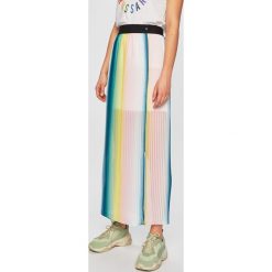 Trussardi Jeans - Spódnica. Szare spódniczki damskie Trussardi Jeans, na co dzień, bez wzorów, z poliesteru, z podwyższonym stanem, maxi, proste. Za 769,90 zł.