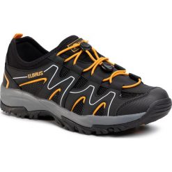 Trekkingi ELBRUS - Gerdis Black/Dark Grey/Radiant Yellow. Czarne trapery męskie ELBRUS, ze skóry ekologicznej, bez zapięcia, trekkingowe. W wyprzedaży za 189,00 zł.