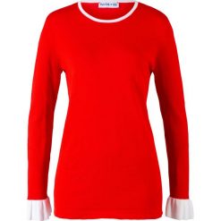Sweter z kolekcji Maite Kelly bonprix truskawkowo-biały. Czerwone swetry damskie bonprix, z aplikacjami, z dzianiny, klasyczne, bez rękawów, bez kaptura. Za 74,99 zł.