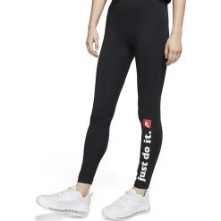 NIKE SPORTSWEAR CLUB > CJ1994-010. Legginsy damskie Nike, m, z napisami, z elastanu, street. Za 99,99 zł.