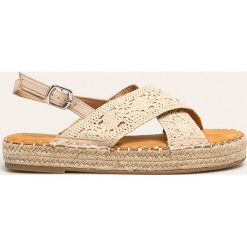 Answear - Sandały Best Shoes. Brązowe klapki damskie ANSWEAR, bez wzorów, z gumy, bez obcasa, na obcasie. W wyprzedaży za 69,90 zł.