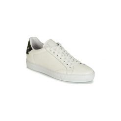 Buty Roberto Cavalli 6609. Białe trampki męskie Roberto Cavalli, bez wzorów, bez zapięcia. Za 1209,00 zł.