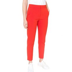 French Connection Adisa Spodnie Czerwony. Czerwone spodnie damskie French Connection, xxs, z elastanu. Za 504,95 zł.