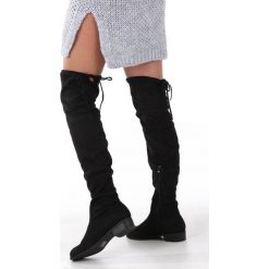 Czarne kozaki za kolano na niskim obcasie casu d18x9/b. Czarne kozaki damskie Casu, za kolano, na niskim obcasie, bez zapięcia. Za 139,99 zł.