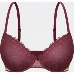 Biustonosz push up - Czerwony. Czerwone biustonosze bardotka Reserved. Za 59,99 zł.