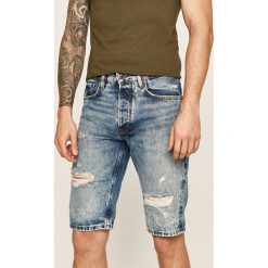 Pepe Jeans - Szorty jeansowe Callen. Niebieskie spodenki i szorty męskie Pepe Jeans, z aplikacjami, z bawełny, casualowe. W wyprzedaży za 269,90 zł.