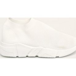 Answear - Buty. Białe buty sportowe damskie ANSWEAR, bez wzorów, z materiału, sportowe. W wyprzedaży za 69,90 zł.