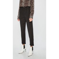 Tally Weijl - Spodnie/legginsy SPAPEEASYT. Czarne spodnie damskie marki TALLY WEIJL, z tkaniny. W wyprzedaży za 69,90 zł.