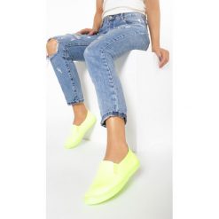Limonkowe Tenisówki Taniarei. Trampki i tenisówki damskie Born2be, bez wzorów, bez zapięcia. W wyprzedaży za 49,99 zł.