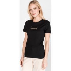 Calvin Klein Koszulka Czarny. Czarne koszulki damskie Calvin Klein, s, z nadrukiem, z bawełny, bez kołnierzyka, z krótkim rękawem. Za 204,95 zł.