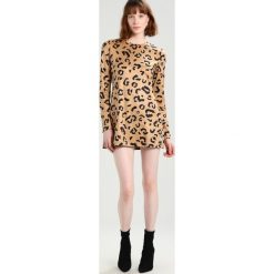 Sukienki: Reebok Classic MELODY EHSANI PRINTED DRESS Sukienka letnia soft camel