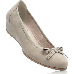 Czółenka na koturnie Jana bonprix brunatny. Pomarańczowe buty ślubne damskie marki bonprix, na koturnie. Za 149,99 zł.