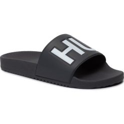 Klapki HUGO - Timeout 50411426 10208293 01 Dark Grey 021. Szare klapki męskie HUGO, z tworzywa sztucznego, bez zapięcia. W wyprzedaży za 179,00 zł.