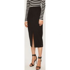 Tommy Hilfiger - Spódnica. Czarne spódniczki damskie TOMMY HILFIGER, bez wzorów, z elastanu, maxi, ołówkowe. Za 499,90 zł.