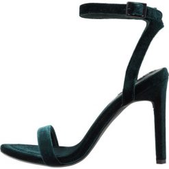 Senso TYRA Sandały na obcasie emerald. Zielone sandały damskie marki Senso, z materiału, na obcasie. Za 629,00 zł.