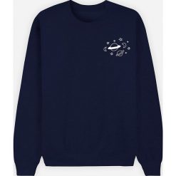 Bluza "Constallation" w kolorze granatowym. Niebieskie bluzy damskie Wooop, l, z nadrukiem. W wyprzedaży za 89,95 zł.