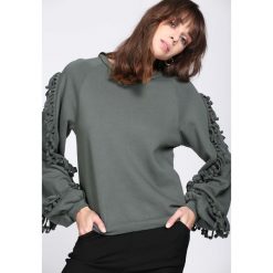 Ciemnozielona Bluza Love Me. Szare bluzy damskie marki Born2be, s, bez wzorów, bez rękawów, bez kaptura. Za 44,99 zł.