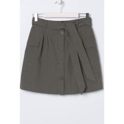 Spódnica mini z lnem -. Spódniczki damskie Sinsay, s, bez wzorów, mini. W wyprzedaży za 39,99 zł.