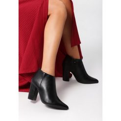 Czarne Botki Sydenham. Czarne botki damskie Born2be, ze szpiczastym noskiem, przed kostkę, na wysokim obcasie, na obcasie, na zamek. Za 139,99 zł.