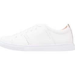 Tenisówki damskie: Skechers Sport MODA Tenisówki i Trampki white