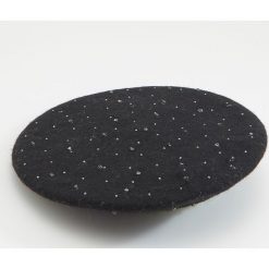 Wełniany beret - Czarny. Czarne berety damskie Reserved, bez wzorów, z wełny. Za 59,99 zł.